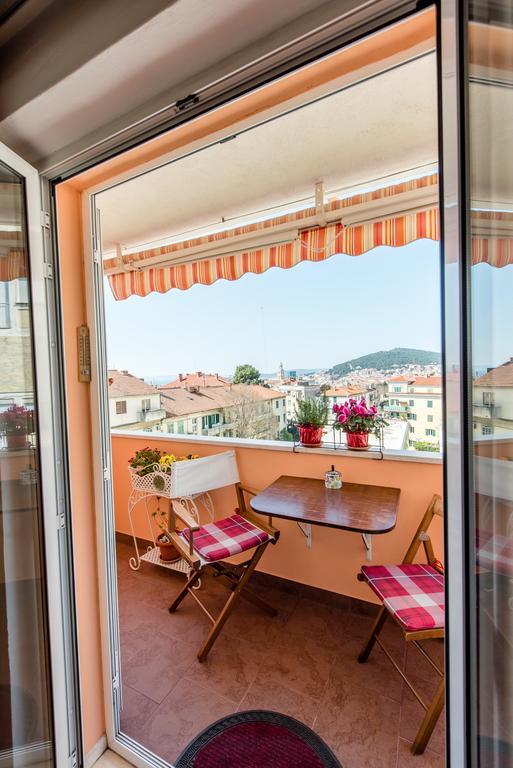 Oko Apartment Сплит Екстериор снимка