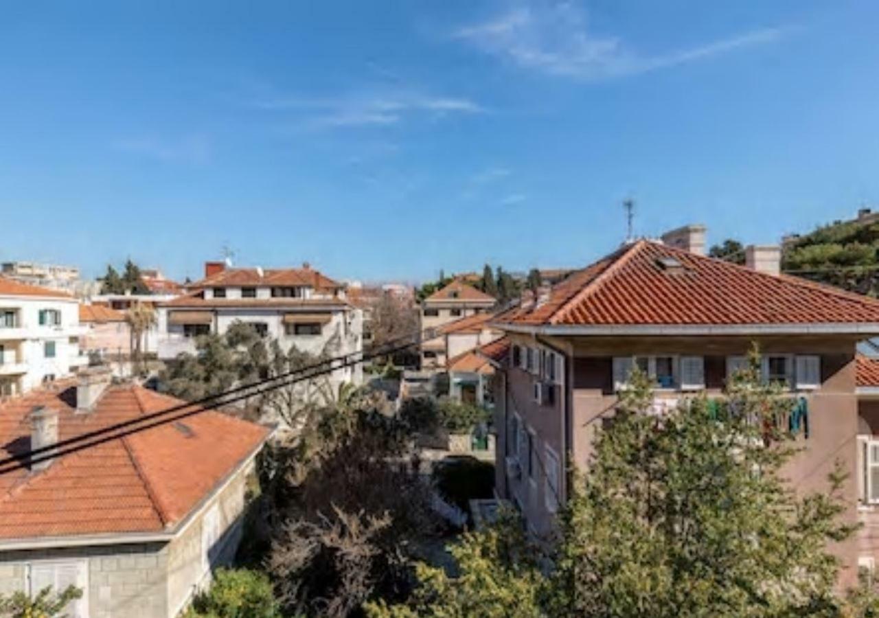 Oko Apartment Сплит Екстериор снимка