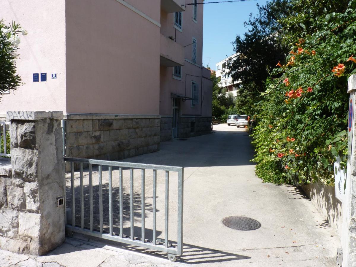 Oko Apartment Сплит Екстериор снимка